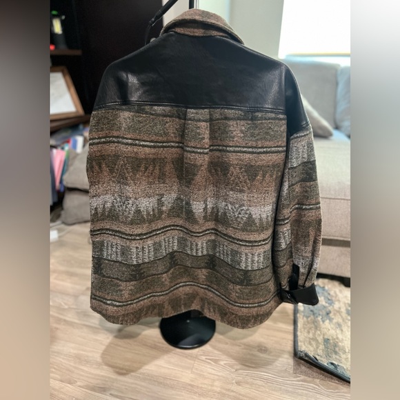 BKE Aztec Jacket - Picture 4 of 5